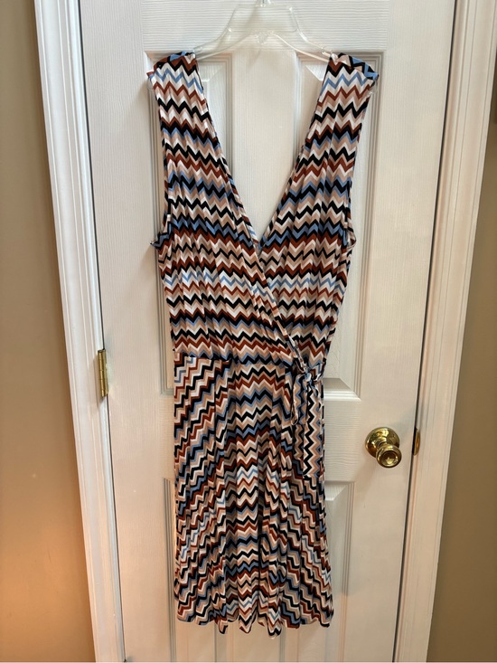 Lascana Dresses & Skirts - Venus Lascana Sleeveless Chevron Print Faux Wrap Dress, Size L, EUC WORE ONCE